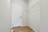 374 Hotchkiss Manor - Photo 18