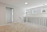 374 Hotchkiss Manor - Photo 20