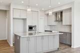 374 Hotchkiss Manor - Photo 6