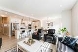 1484 Bayview Point - Photo 11