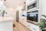 1484 Bayview Point - Photo 14