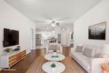126 14 Avenue - Photo 12
