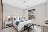249 Elgin Manor - Photo 32