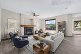 249 Elgin Manor - Photo 9