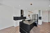 229 Calhoun Crescent - Photo 9