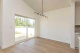 60 Emmett Crescent - Photo 5