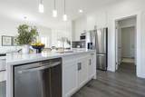 13 Quartz Gate - Photo 12