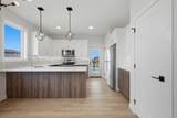 46 Tagish Avenue - Photo 14