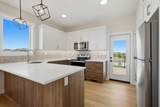 46 Tagish Avenue - Photo 17