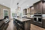 215 Hamptons Crescent - Photo 7