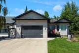 136 Allen Crescent - Photo 1