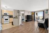 1717 60 Street - Photo 8