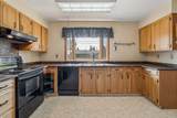 10719 Mapleshire Crescent - Photo 13