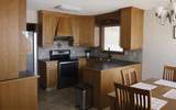 1121 Lakemount Boulevard - Photo 4