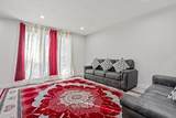 259 Manora Crescent - Photo 8