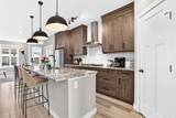 166 Howse Common - Photo 5
