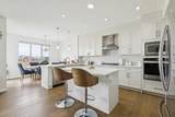 375 Corner Meadows Avenue - Photo 12