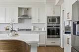 375 Corner Meadows Avenue - Photo 15