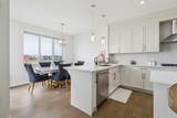 375 Corner Meadows Avenue - Photo 18