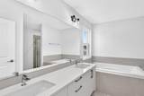 72 Lucas Gardens - Photo 28