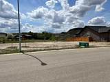 193 10 Avenue - Photo 2