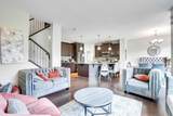 272 Skyview Shores Manor - Photo 14
