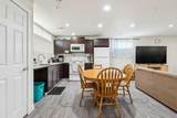 929 38 Street - Photo 26