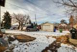 929 38 Street - Photo 38