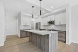 8 Topaz Place - Photo 4