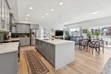 40 Carrington Plaza - Photo 1