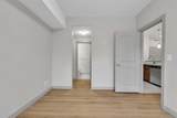 70 Royal Oak Plaza - Photo 17