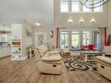 521 12th Avenue - Photo 7