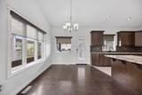 17 Viceroy Crescent - Photo 4