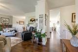 325 8 Avenue - Photo 5