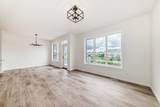 310 Montrose Crescent - Photo 21