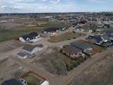 6927 Meadowview Close - Photo 2