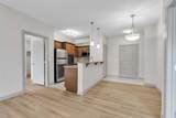 70 Royal Oak Plaza - Photo 10