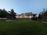 325 8 Avenue - Photo 43