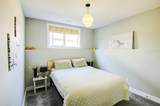 670 Anderson Close - Photo 34