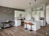 8 Henner's Place - Photo 16