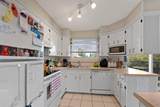 323 Maddock Crescent - Photo 16