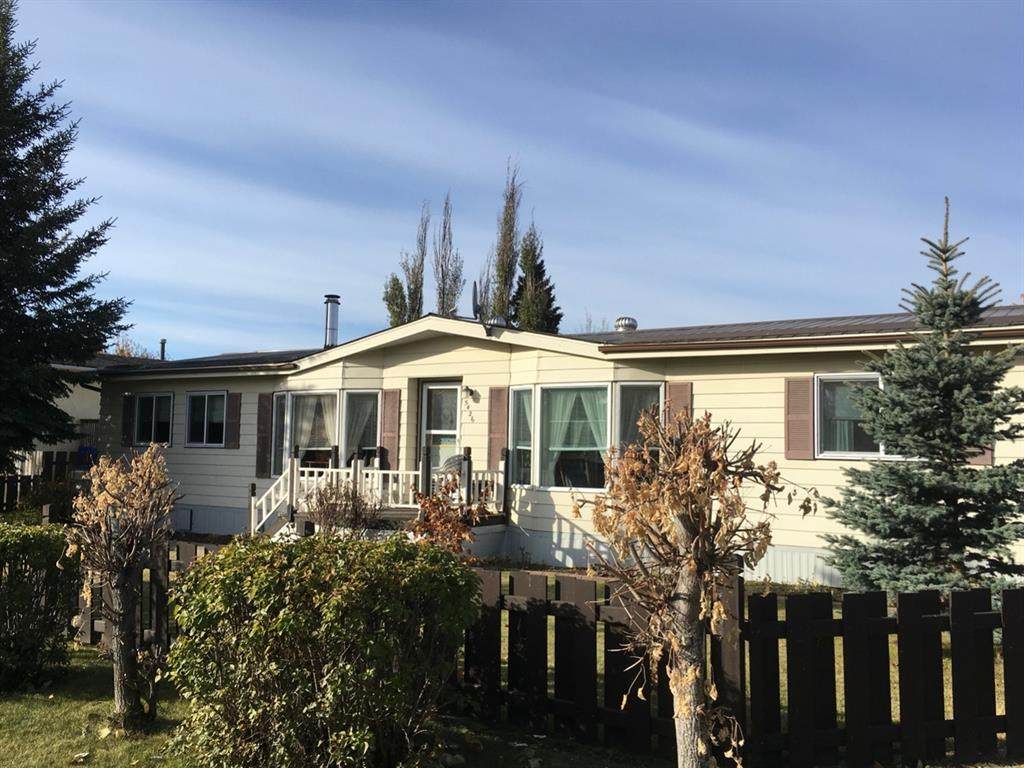 5426 51 Street - Photo 1