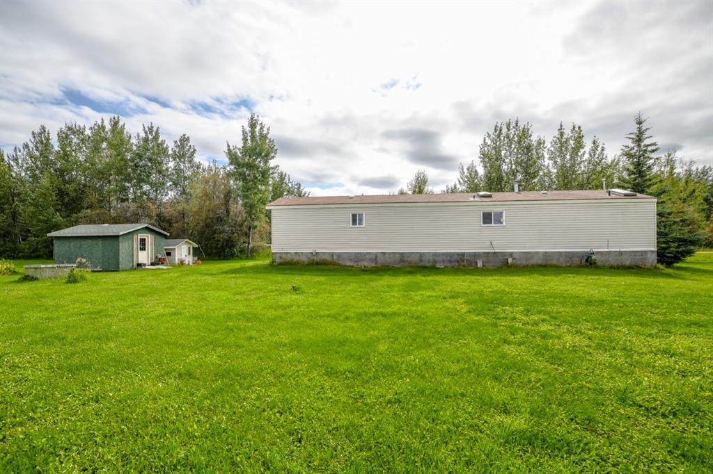 70561 Range Road 253 - Photo 1