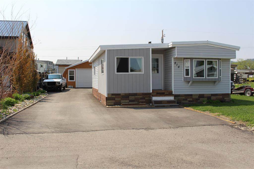 414 1st Street - Photo 1