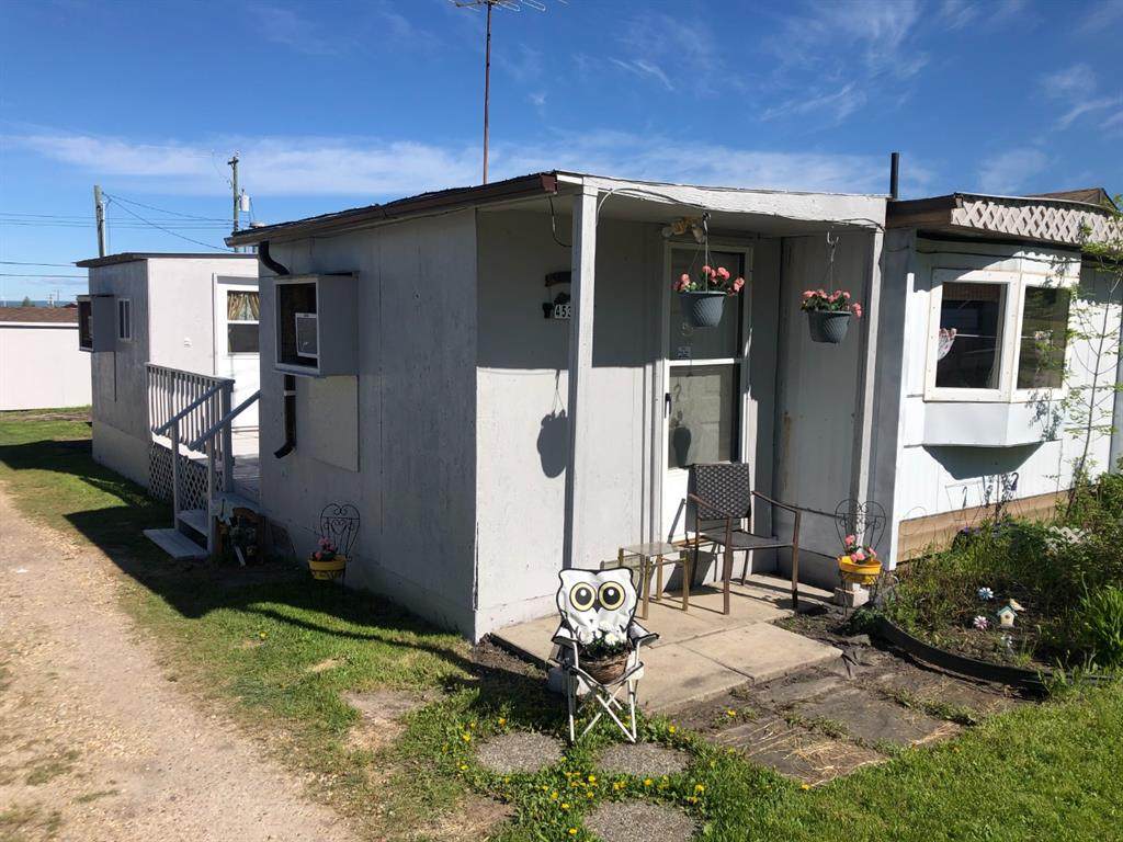 4536 47 Street - Photo 1