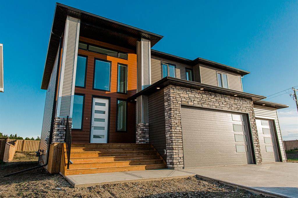 10753 150 Avenue - Photo 1