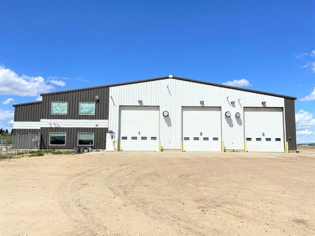 25 61027 672 Highway - Photo 1