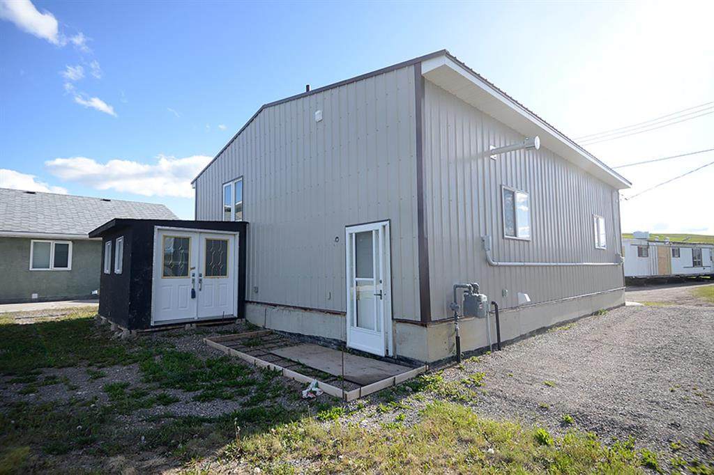 410 Breckenridge Avenue - Photo 1
