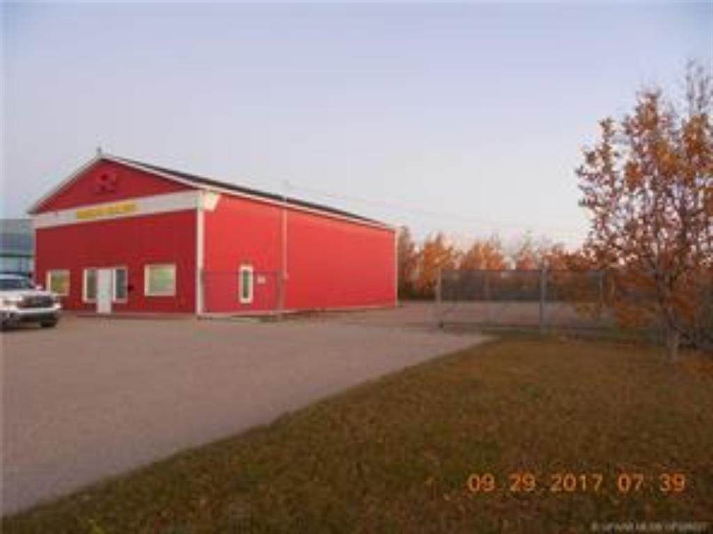 11050 92 Avenue - Photo 1