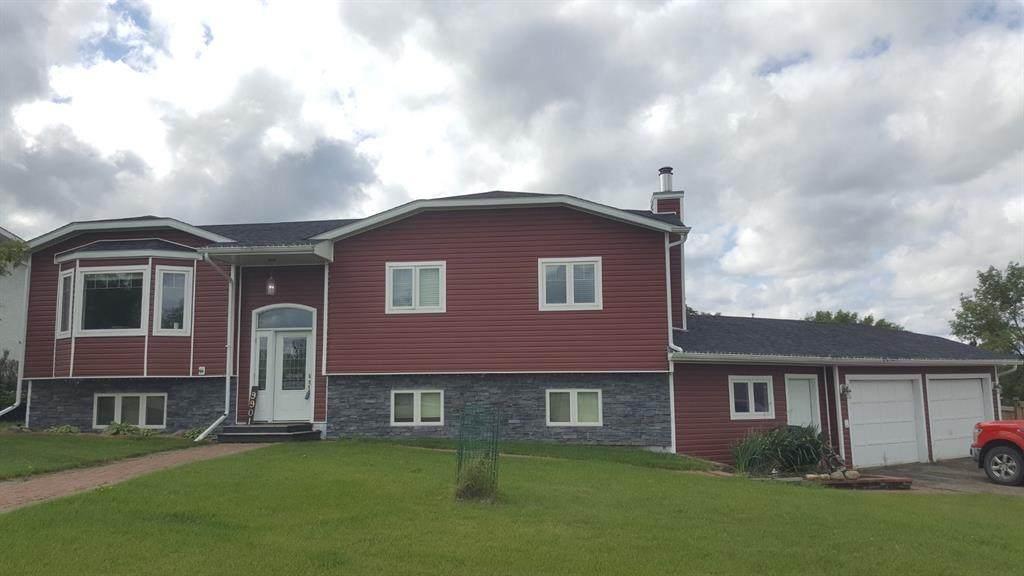 9901 71 Avenue - Photo 1